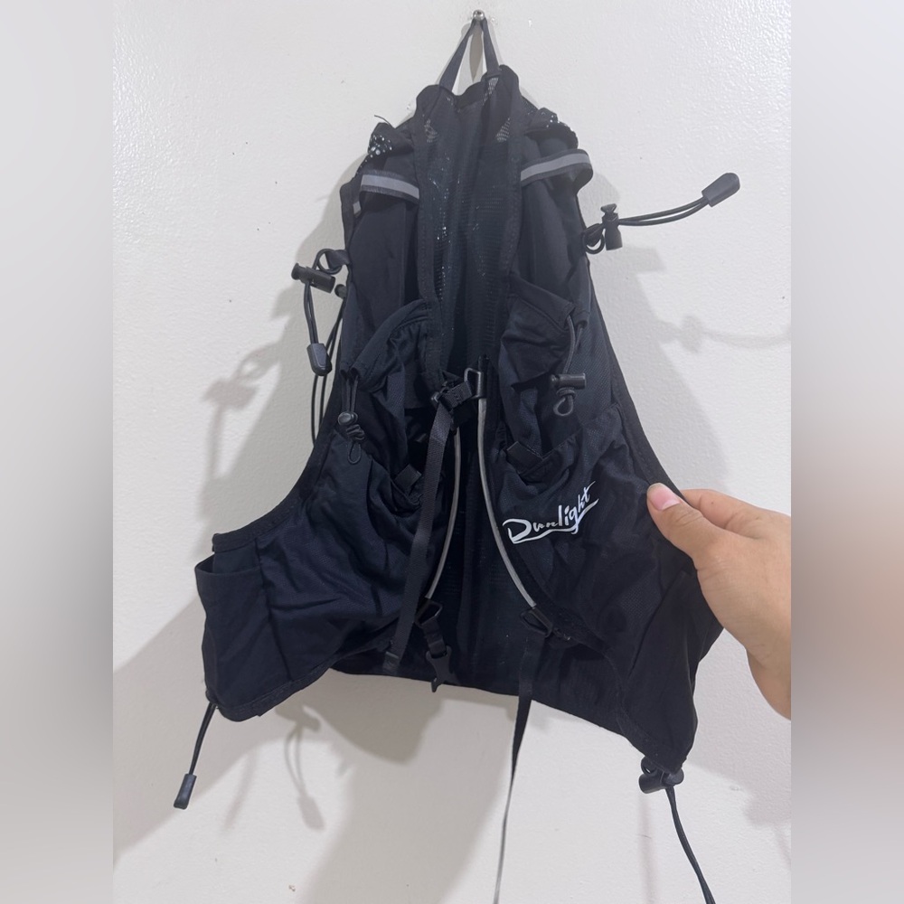 Runligth Black Hydration Backpack - image 6